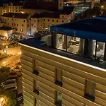 Bellevue Superior Hotel 4*