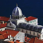 Bellevue Superior 4* Σίμπενικ