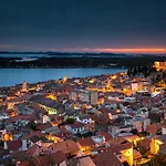 Bellevue Superior Σίμπενικ