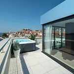 Ξενοδοχείο Bellevue Superior Σίμπενικ