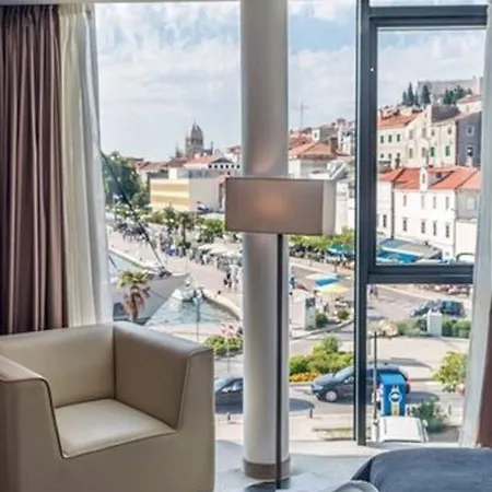 Bellevue Superior 4* Szybenik