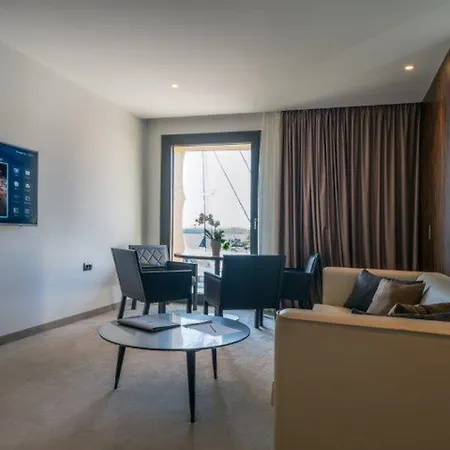 Bellevue Superior 4*