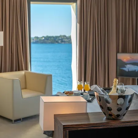 Bellevue Superior Szybenik