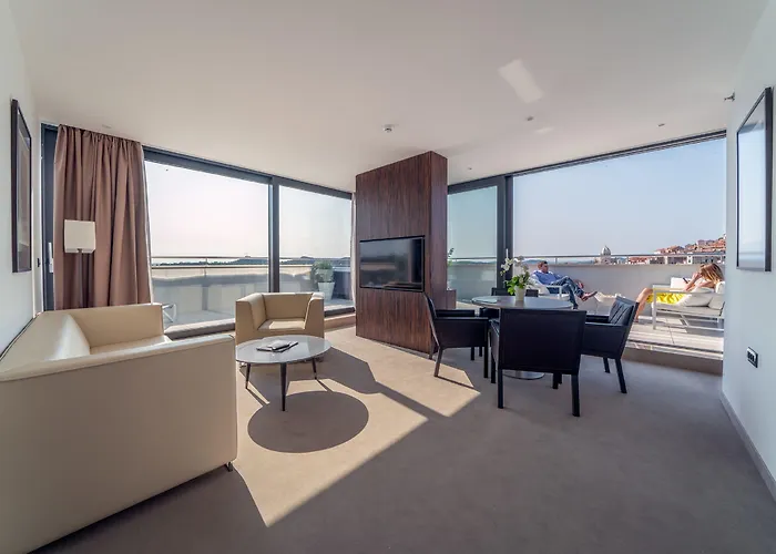 Bellevue Superior シベニク