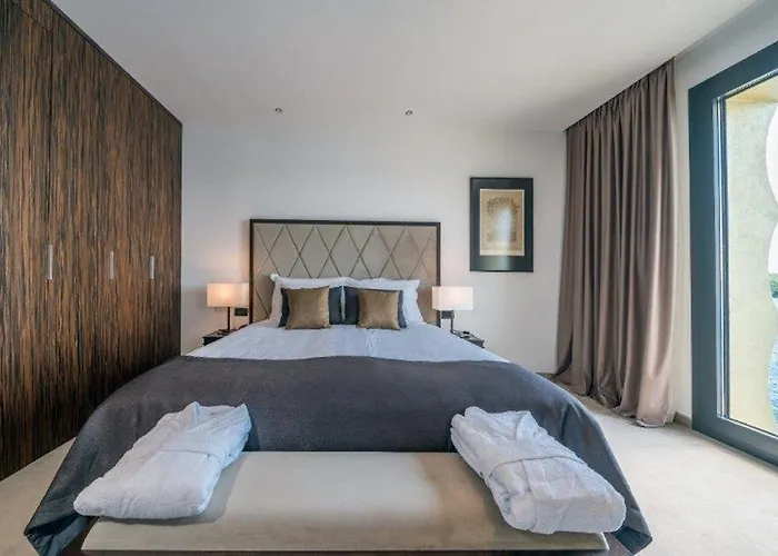 Bellevue Superior 4*