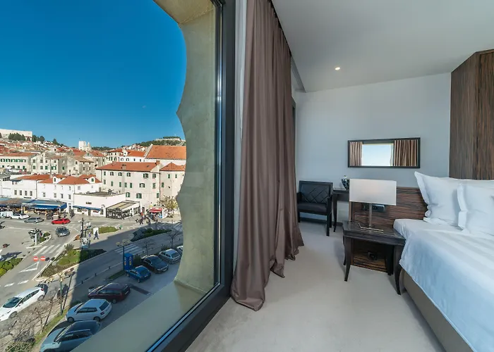 Bellevue Superior 4*