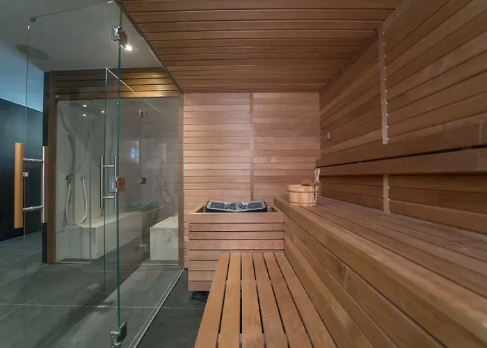 ホテル Bellevue Superior 4*