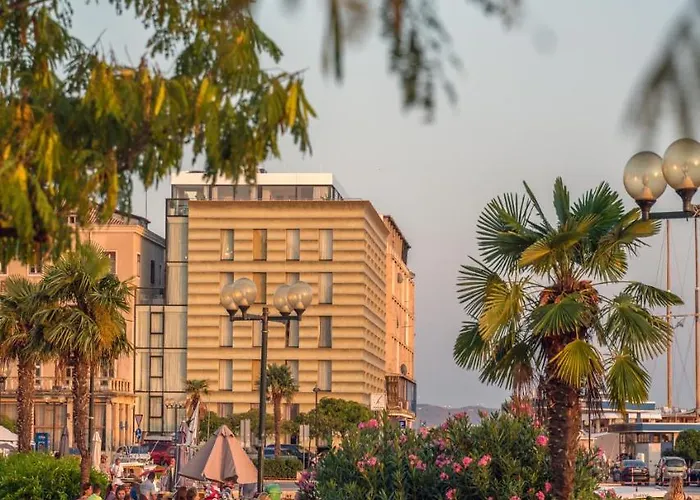 Bellevue Superior 4*