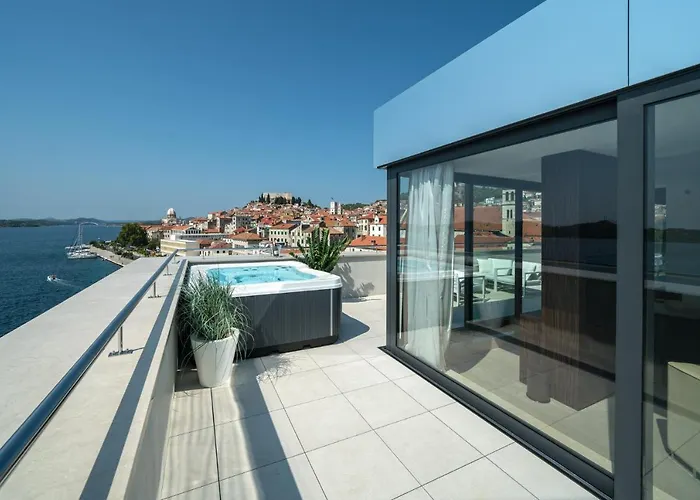 酒店 Bellevue Superior 希贝尼克